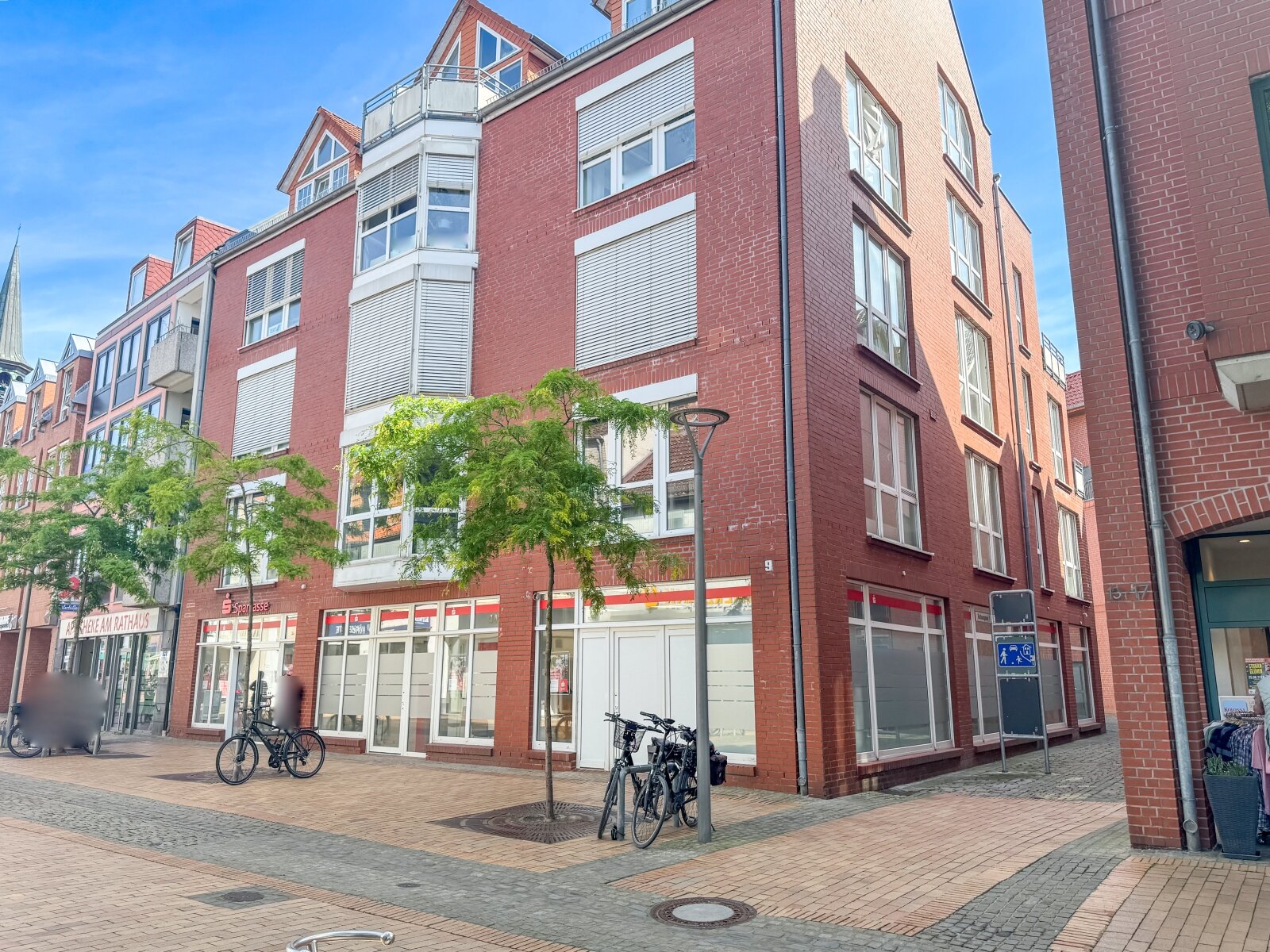 Büro- oder Praxisfläche in Top-Lage von Wunstorf | 147 m² | Aufzug | Flexible Raumaufteilung Büro- oder Praxisfläche in Top-Lage von Wunstorf | 147 m² | Aufzug | Flexible Raumaufteilung